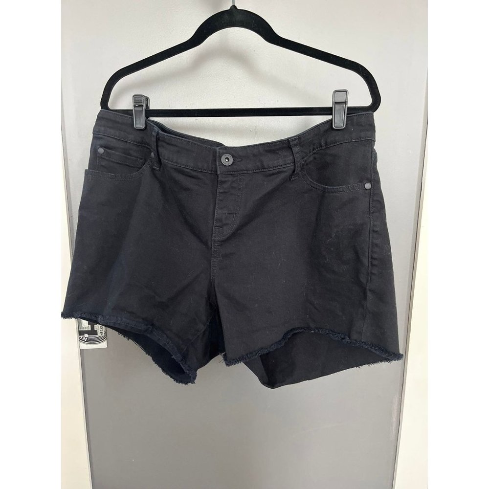 Torrid size 18 black Jean Shorts